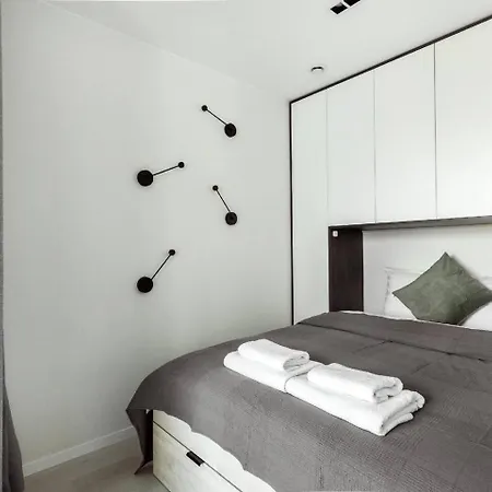 Brand New Smart House Center דירה