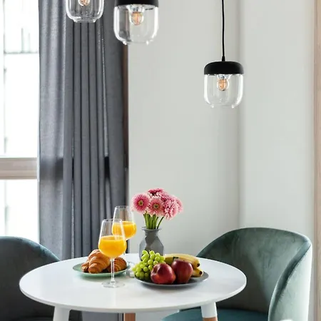 Апартаменти Brand New Smart House Center Вільнюс