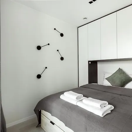 Apartment Brand New Smart House Center *