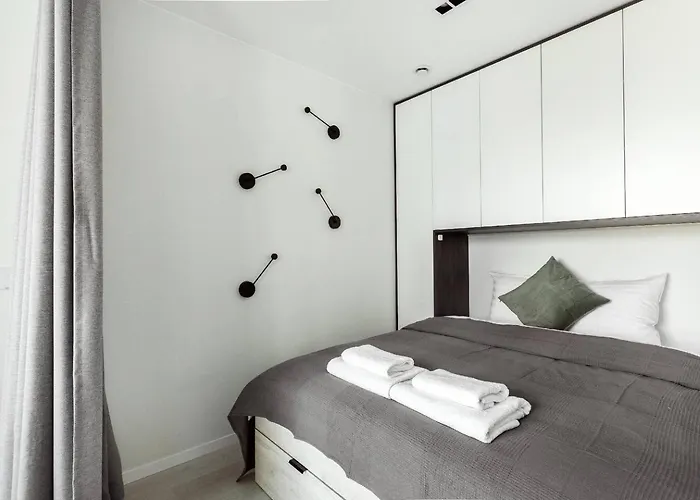 Brand New Smart House Center アパート