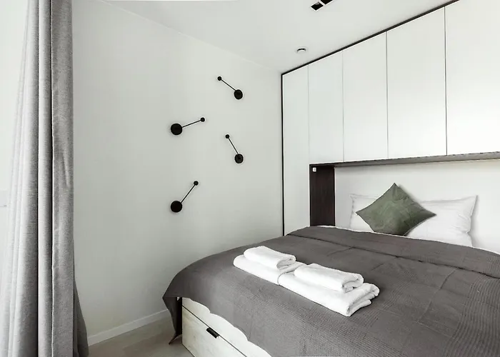 Brand New Smart House Center アパート *