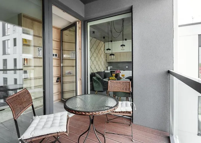 Brand New Smart House Center アパート ヴィリニュス