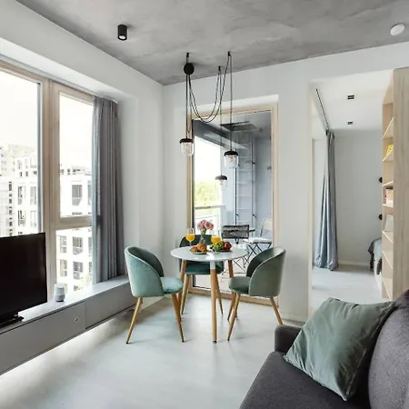 Apartment Brand New Smart House Center
